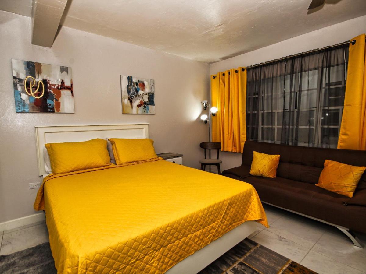 The Castle Apartment Philipsburg  Bagian luar foto