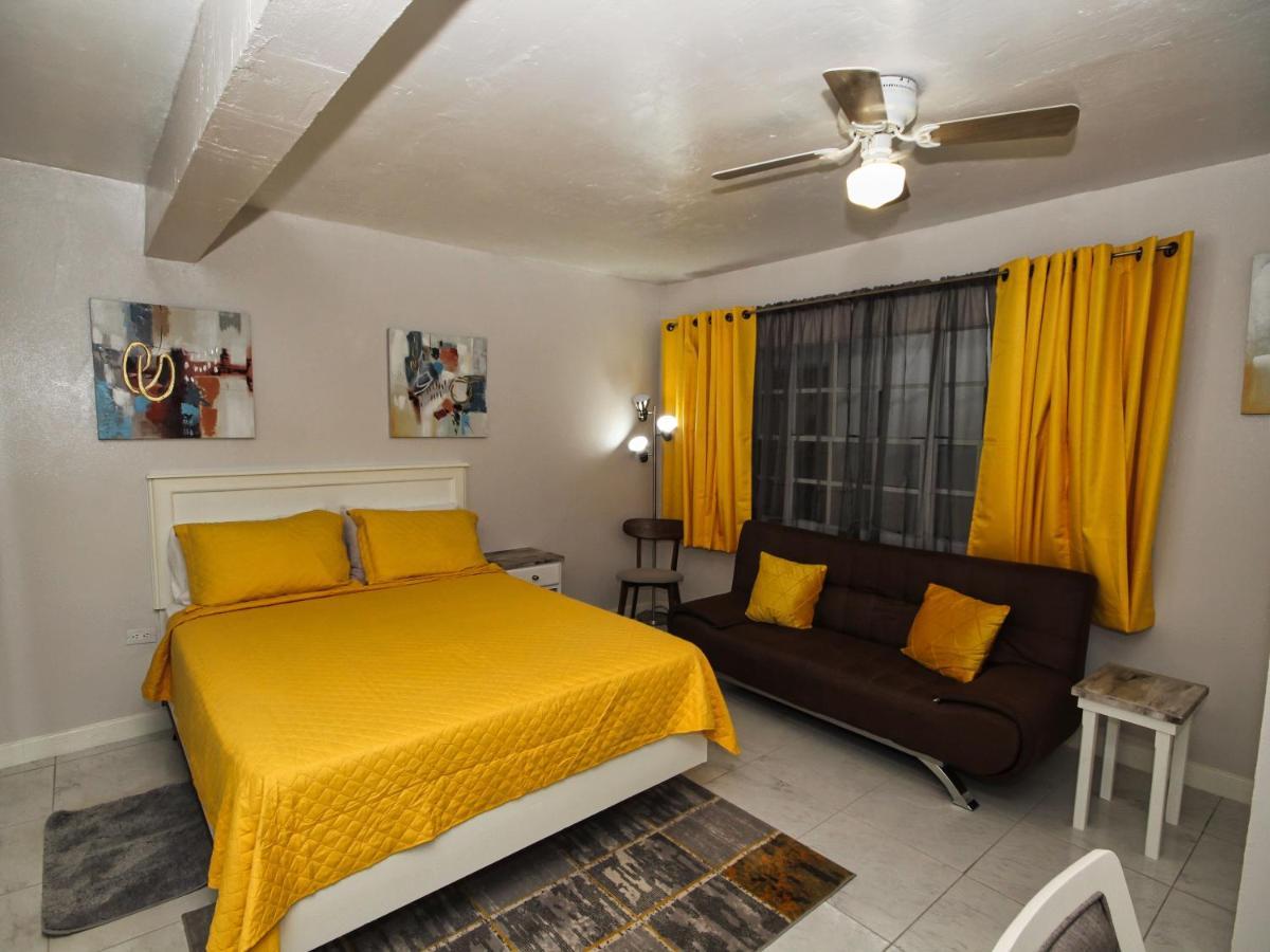 The Castle Apartment Philipsburg  Bagian luar foto