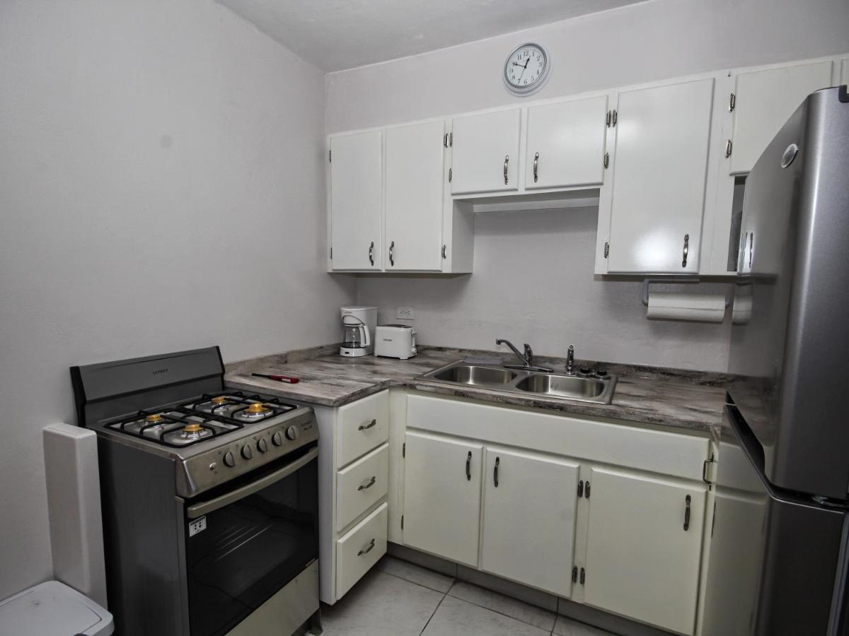 The Castle Apartment Philipsburg  Bagian luar foto
